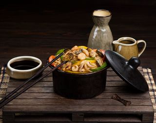 Ձվի լափշա ծովամթերքով