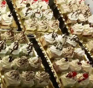 Confezione 12 bicchierini semifreddo assortiti