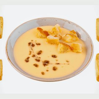 Пушена картофена супа с трюфел и домашни крутони (350г)