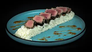 Ton la tigaie pe pat de risotto