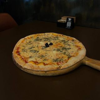 Pizza Quatro formaggio
