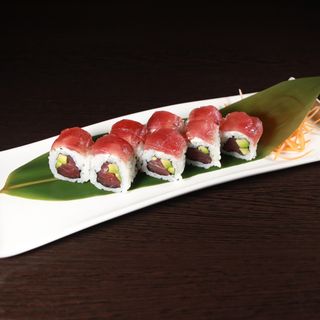 155. Uramaki tuna cheese