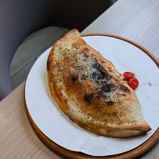 Піца Кальцоне (450 г)