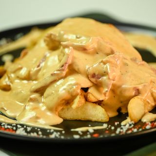 Piletina u sosu od šampinjona