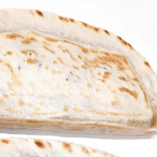 Cassone cotto, mozzarella e funghi