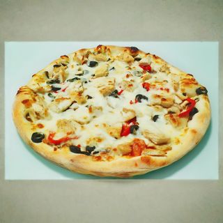 Pizza cu piept de pui la gratar Ø 32cm