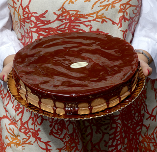 Grande Tradicional 12-14 pers(53% Cacao) 