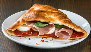 Pizza Calzone Napoletano