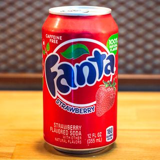 Американска Fanta Strawberry