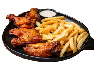 Alitas con patatas (4 pzs.)