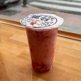 Leche De Coco Con Fresa