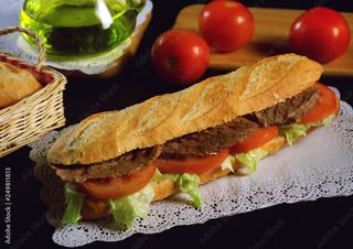 Bocadillo De Vueltas de Ternera Especial