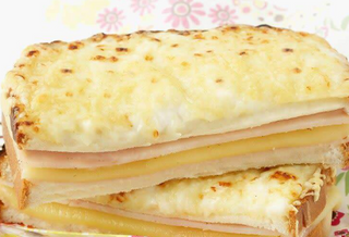 Petit Déjeuner Croque Royal