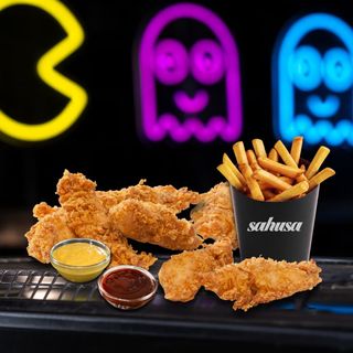 CHICKEN TENDER + PAPAS FRITAS