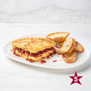 Tortilla de patatas con virutas de jamón 5 estrellas