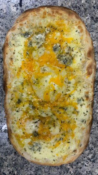 Pizza 4 Quesos Integral