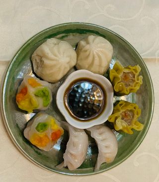 Dim Sum Entremeses Variado (8 Uds.)