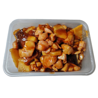 pollo con bambú y setas chinas