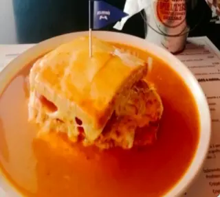 Francesinha de Frango