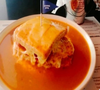 Francesinha de Frango