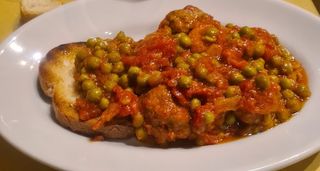 Polpette e piselli