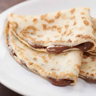 Clatite cu Nutella.