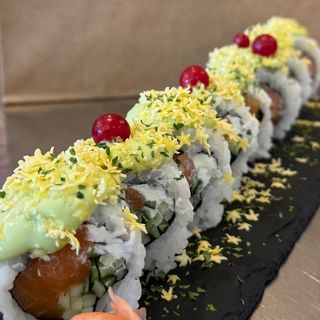 Uramaki Sake Cheese Roll (8 Uds.)