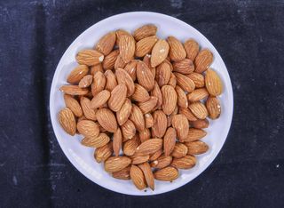 Бадем суров (100гр)