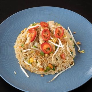 CHOW FRIED RICE CHICKEN