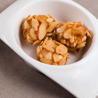 Polpette di gamberi con mandorle - 3 pezzi