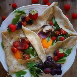 Crepes De Atún