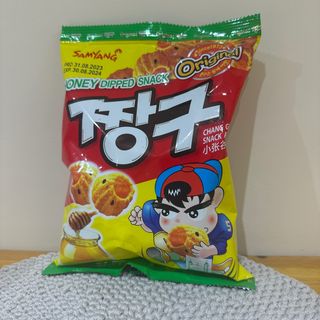 Кукурузные снеки с медом и жаренным кунжутом