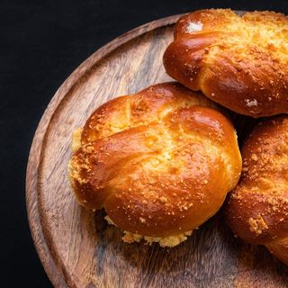 Bułka maślana z kruszonką