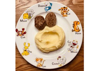 Котлети з яловичини з пюре (150g)