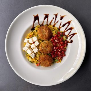 Falafel salata + Mint limunada 0.5l