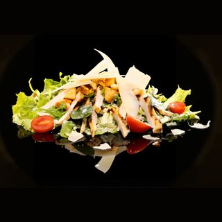 Салата цезар с пиле (350г)