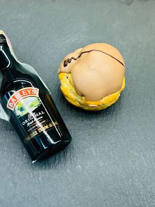 Еклер "бейлис с шоколадов крем"