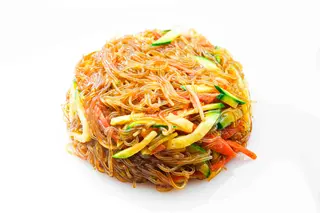 25. Yaki spaghetti di soia