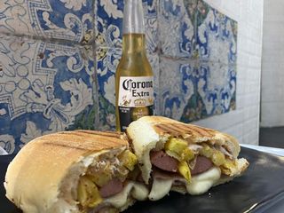 Panino würstel e patate