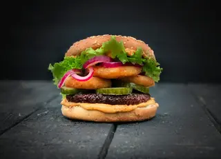 Green by 2 Asa Burger