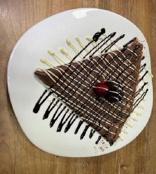 Clătită cu Nutella, Oreo și capșuni