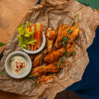 Skrzydełka Buffalo (keto)