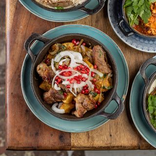 ოჯახური ჩვენებურად  