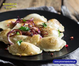 Półmisek pierogów 