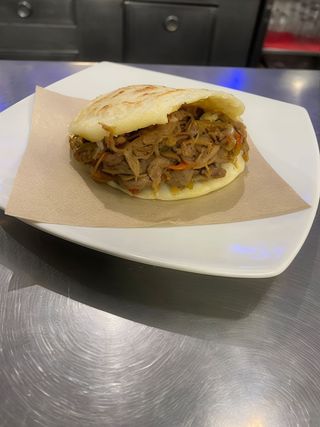 Arepa de Carne de Ternera