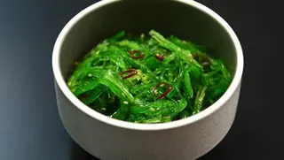 13 Goma wakame