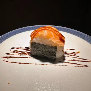 Onighiri salmone