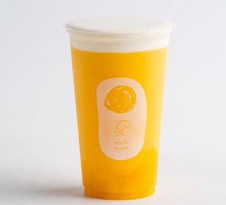 Smoothie al mango con mousse di crema