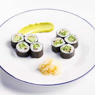 Макі рол з огірком