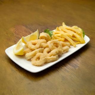 Menú Calamares Con Patatas Y Bebida